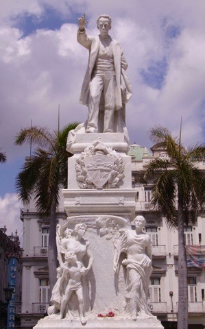 Statue de José Marti, La Havane © Clayton Burne